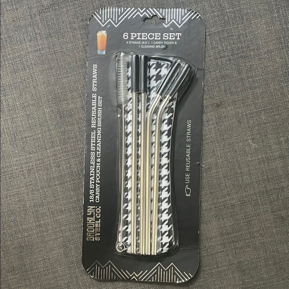 Black and Silver Reusable Straw Set